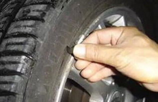 轮胎磨损不正常怎么办