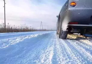 下雪天怎么刹车